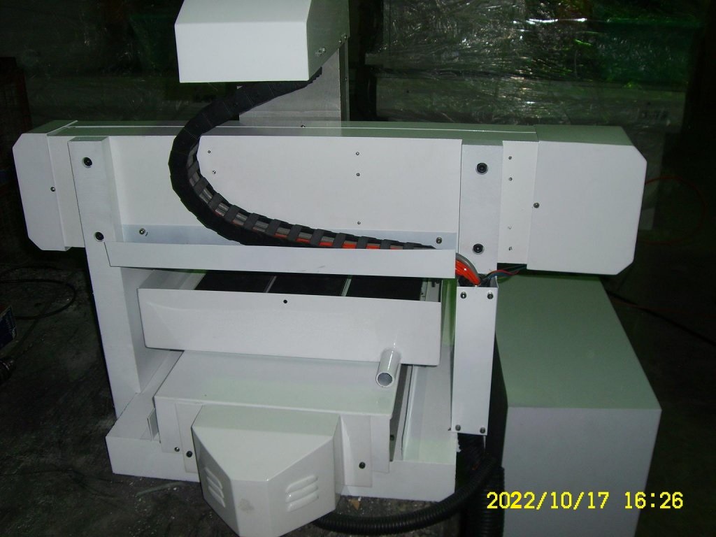 Litinová CNC Gravírovací fréza 400*400-1200 mm - Obrázek 3
